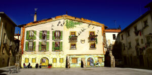 Embellecimiento de la plaza del mercado de Aoiz. PDR 2007-2013